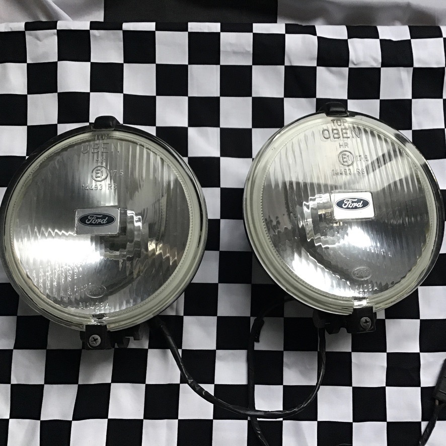 Ford Oben Spotlights