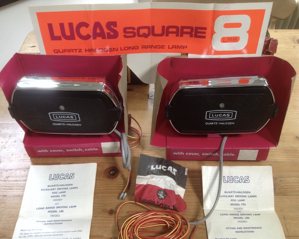 LUCAS SQUARE 8\'sPair NOS
